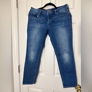 Lucky Brand Women's Jeans Capri Size 8 / 29 Dark wash Denim Blue Mid-Rise